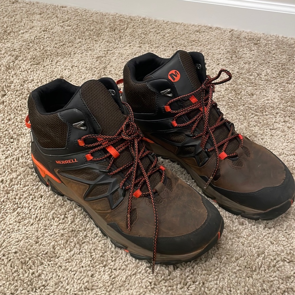 Merrell Clay performance boot